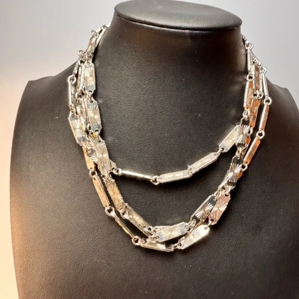 Vintage Chain Silver Tone Intricate 48 inch‎